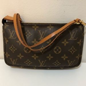 Louis Vuitton Pochette Pouch Shoulder Bag